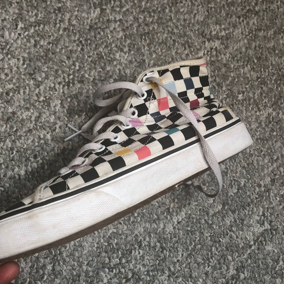 Checkered vans - Picture 2 of 3